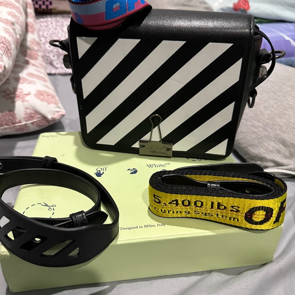 Beautiful “Off White” crossbody bag